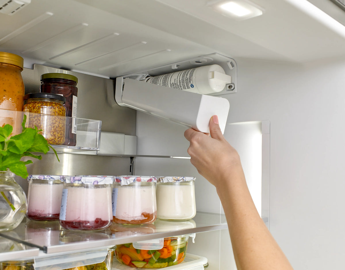 Bosch B36CT80SNS 800 Series French Door Bottom Mount Refrigerator 36'' Stainless steel (with anti-fingerprint)
