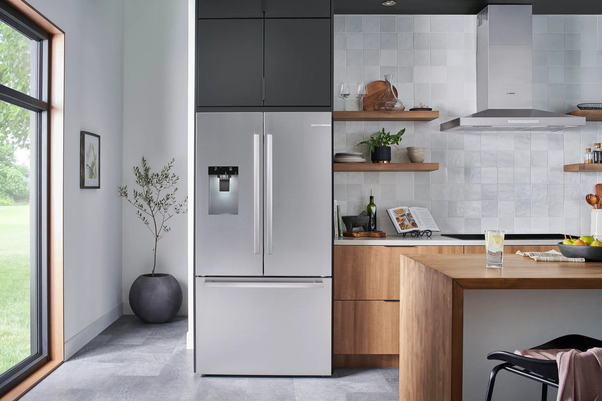 Bosch B36FD52SNS 500 Series French Door Bottom Mount Refrigerator 36'' Stainless steel (with anti-fingerprint). Total No Frost