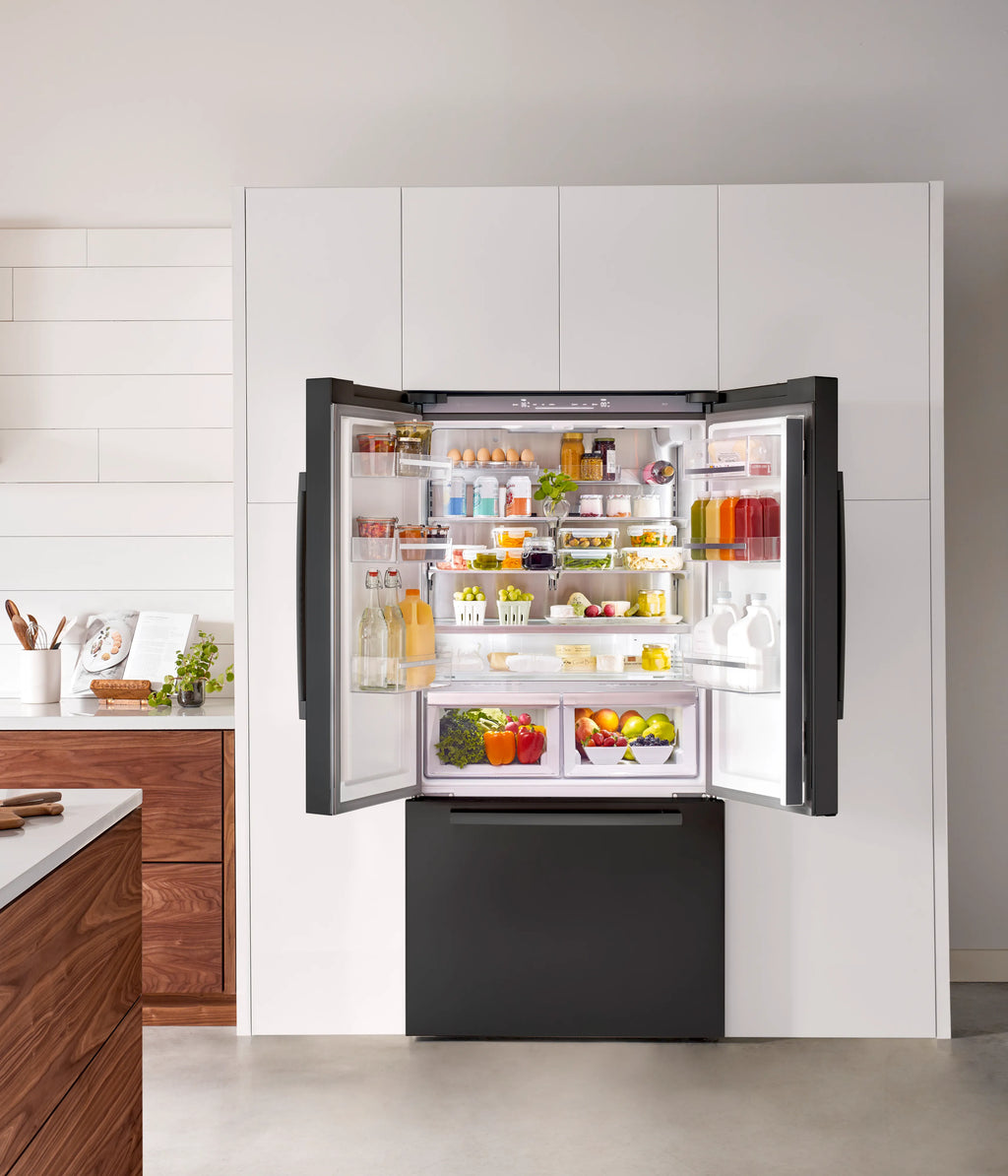 Bosch B36CT80SNB 800 Series French Door Bottom Mount Refrigerator 36'' Black Stainless Steel