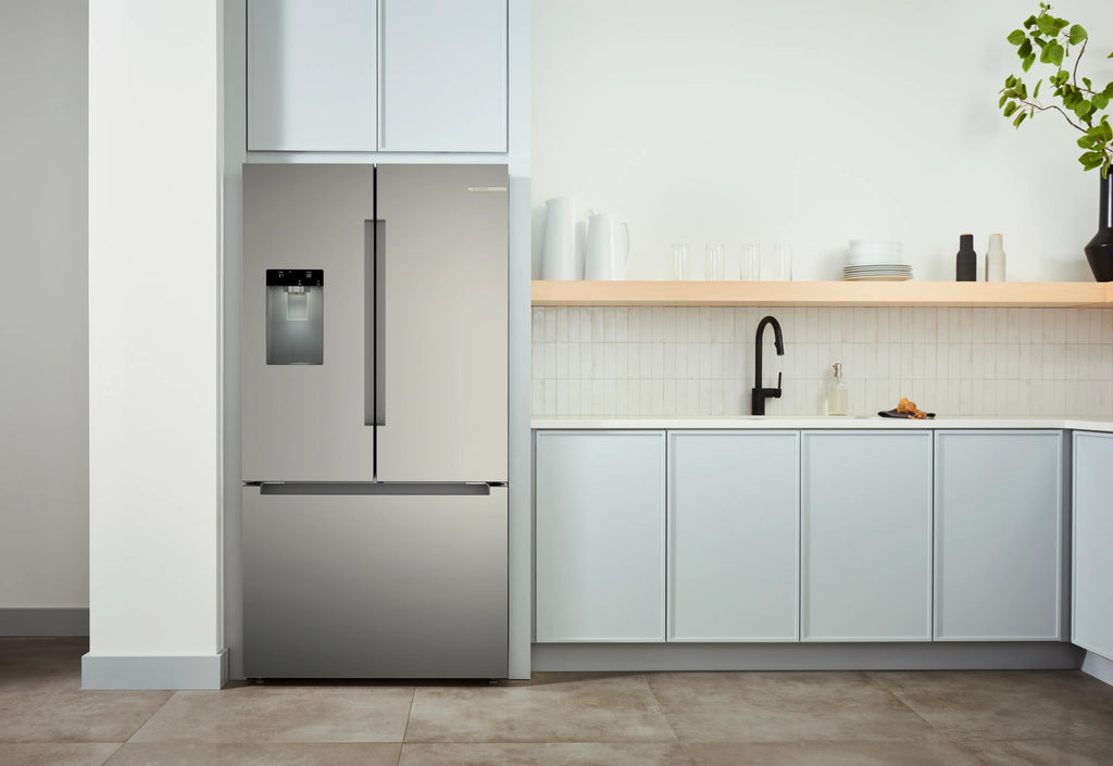 Bosch B36FD10ENS 100 Series French Door Bottom Mount Refrigerator 36'' Stainless steel (with anti-fingerprint). Total No Frost