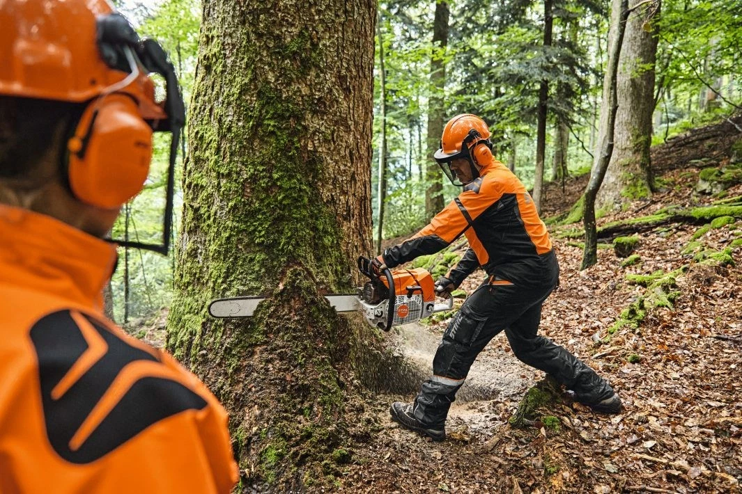 STIHL MS 881 Petrol Chainsaw 30" Bar Professional Heavy Duty Logging Saw